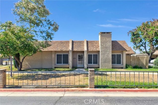 602 S Santa Fe Street Unit 1