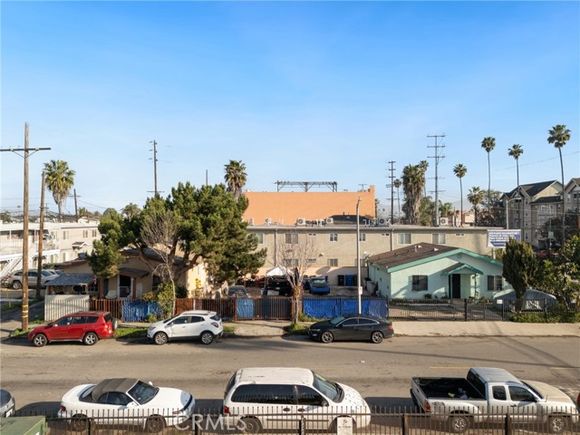 503 W 79th Street Los Angeles, CA Multifamily Active - Photo 1 of 12. Opens carousel modal