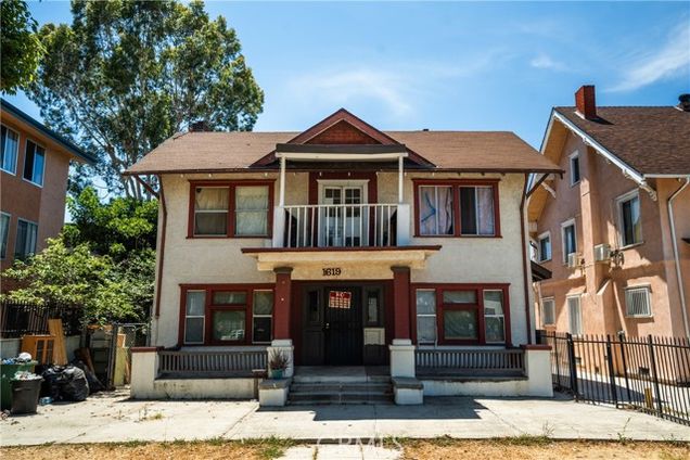 1619 S St Andrews Place Los Angeles, CA Multifamily Active - Photo 1 of 27. Opens carousel modal