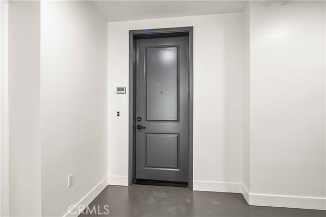 11714 Archwood Street Unit 403 North Hollywood (los Angeles), CA Condo Active - Photo 1 of 23. Opens carousel modal