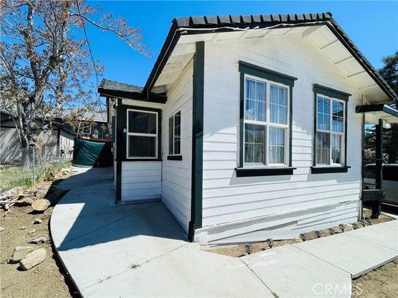 4225 Poplar Trail