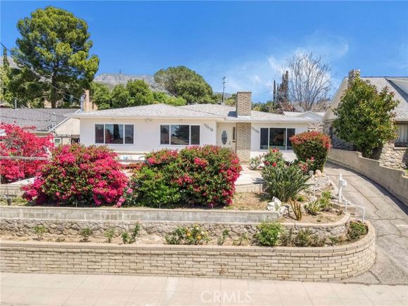 10410 Mountair Avenue Tujunga (los Angeles), CA House Active - Photo 1 of 24. Opens carousel modal