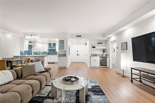 321 S San Vicente Boulevard Unit 507 Los Angeles, CA Condo Active - Photo 1 of 29. Opens carousel modal