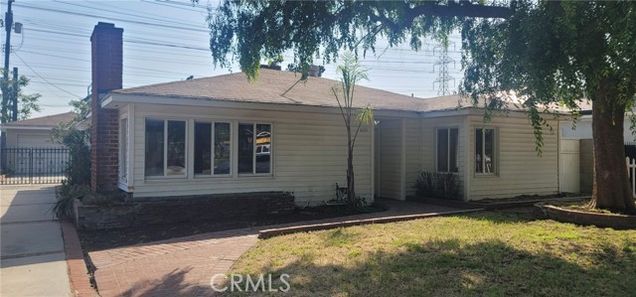 6333 Vicland Place North Hollywood (los Angeles), CA House Active - Photo 1 of 7. Opens carousel modal
