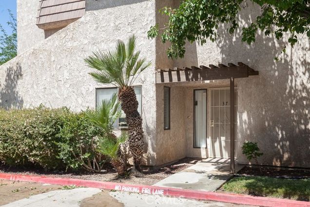 425 W Avenue J5 Unit 37