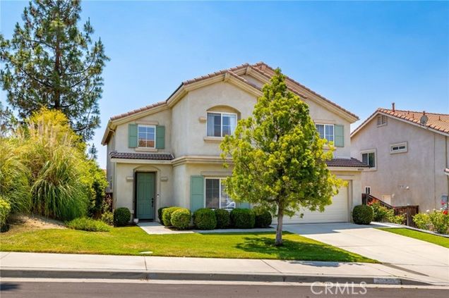 40929 Engelmann Oak Street Murrieta, CA House Active - Photo 1 of 33. Opens carousel modal