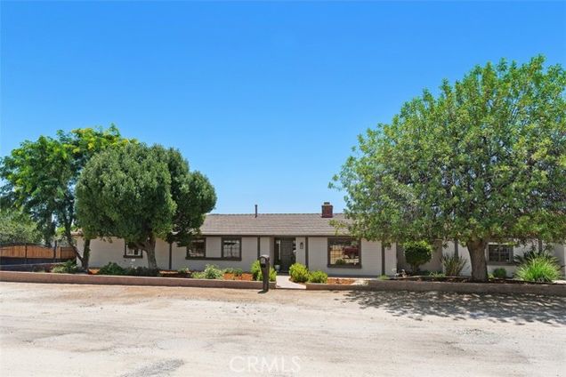 21285 Shoemaker Lane