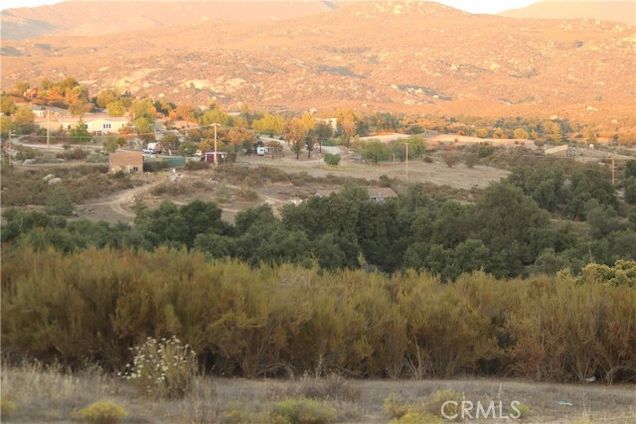 43875 Oak Glen Road Hemet, CA House Active - Photo 1 of 7. Opens carousel modal