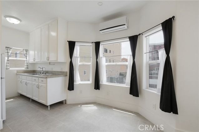 354 Chestnut Avenue Unit 33 Long Beach, CA Condo Active - Photo 1 of 12. Opens carousel modal