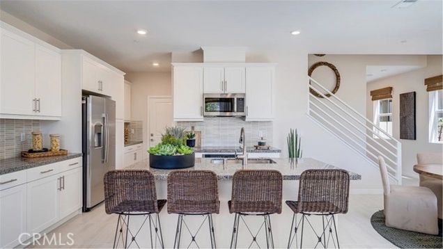 2605 E Hyde Paseo Ontario, CA Condo Active - Photo 1 of 19. Opens carousel modal