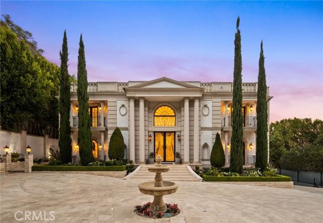 1714 Stone Canyon Road