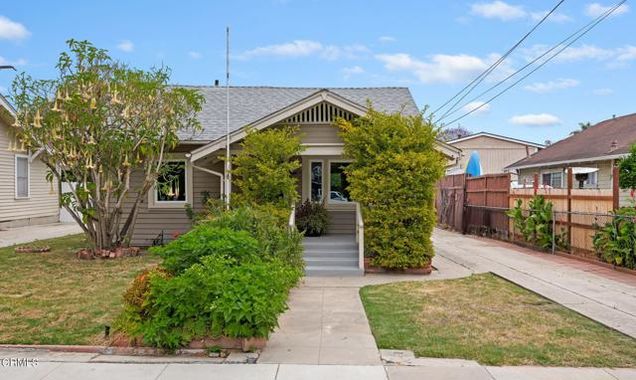 1134 Chino Street