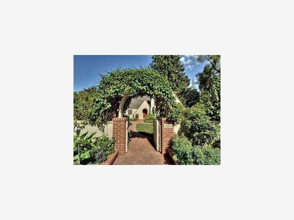 200 San Mateo Drive Menlo Park, CA House Sold - Photo 1 of 9. Opens carousel modal