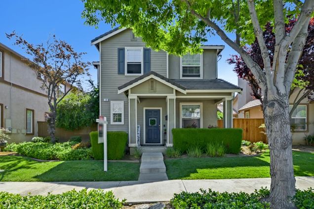139 Wexford Street Brentwood, CA House Sold - Photo 1 of 30. Opens carousel modal