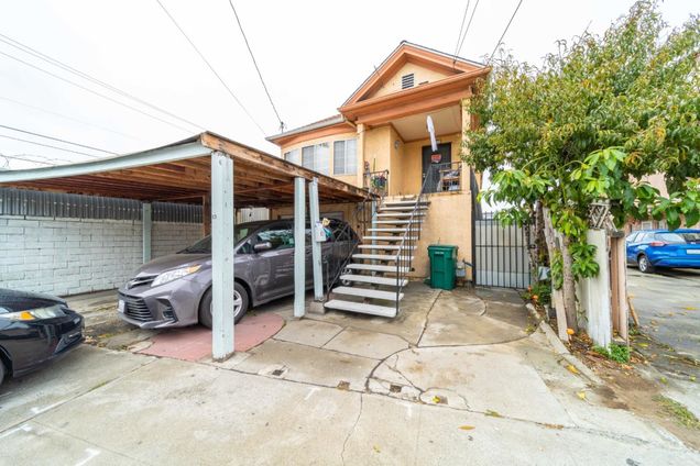 821 34th Avenue Oakland, CA House Sold - Photo 1 of 50. Opens carousel modal