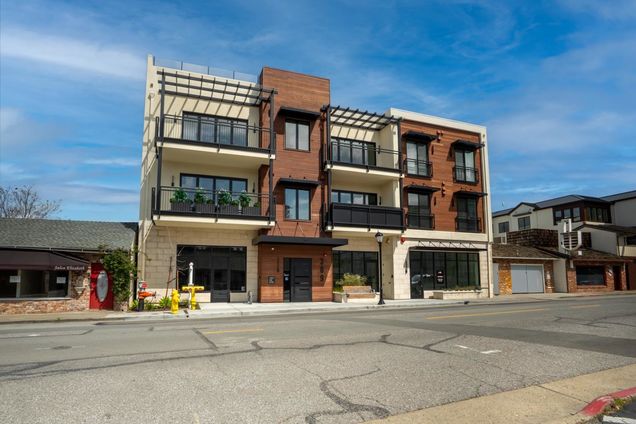 389 First Street Unit 14