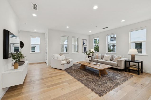 2729 Ginoso Court Unit 2