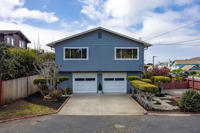 511 Buel Avenue