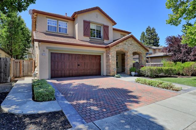1250 Sunrise Drive