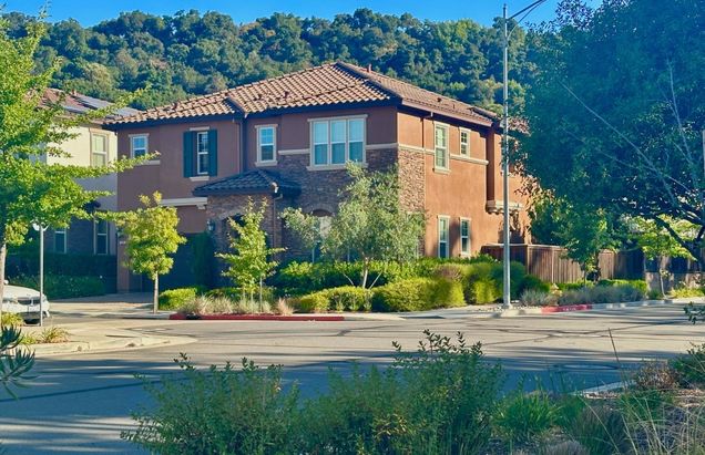 1848 Clover Creek