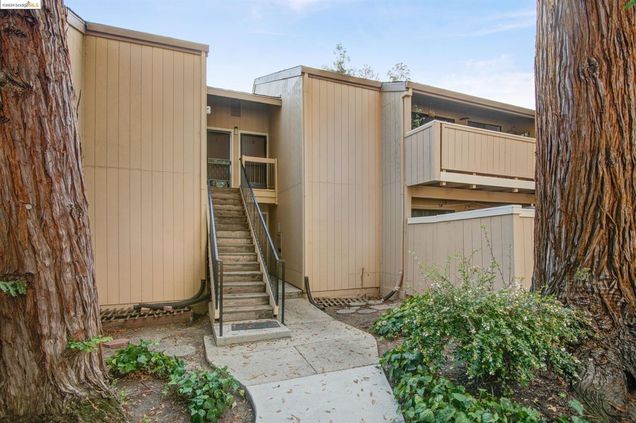 986 Kiely Boulevard Unit D