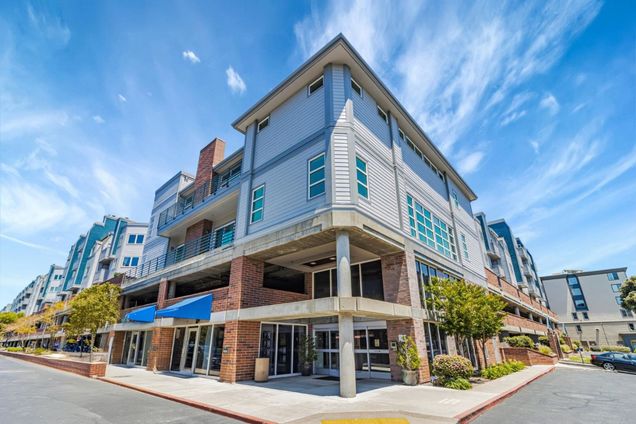 6400 Christie Avenue Unit 5408