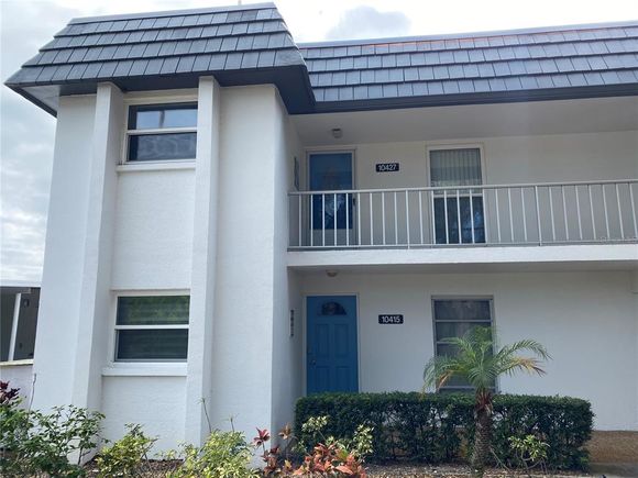 10427 Waterbird Way Unit 10427 BRADENTON, FL Condo Active - Photo 1 of 24. Opens carousel modal
