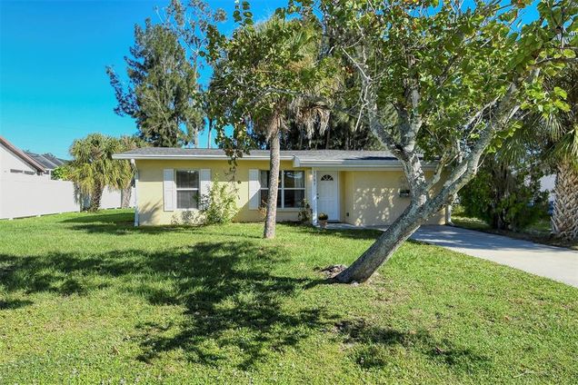 1107 Pineland Avenue VENICE, FL House Sold - Photo 1 of 1. Opens carousel modal