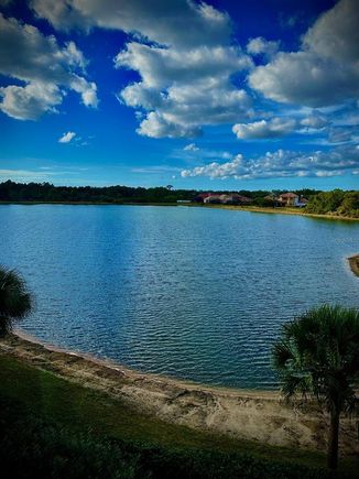 7612 Lake Vista Court Unit 305
