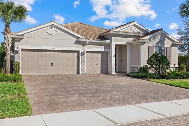 12423 Blue Hill Trail