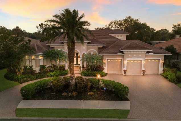 13635 Legends Walk Terrace LAKEWOOD RANCH, FL House Active - Photo 1 of 99. Opens carousel modal