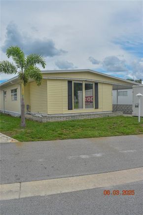 921 Faith Circle E Unit 70 BRADENTON, FL House Active - Photo 1 of 16. Opens carousel modal