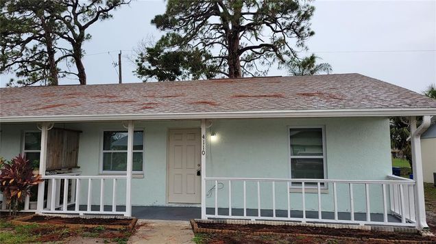4110 79th Street W BRADENTON, FL Townhouse Active - Photo 1 of 13. Opens carousel modal