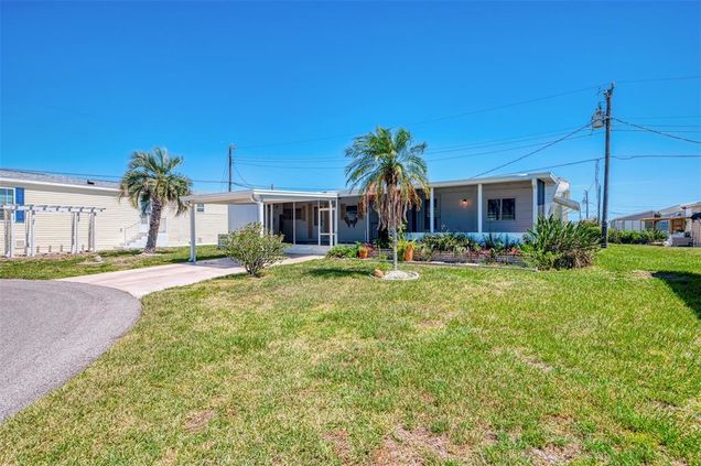226 3rd St. East NOKOMIS, FL House Active - Photo 1 of 32. Opens carousel modal
