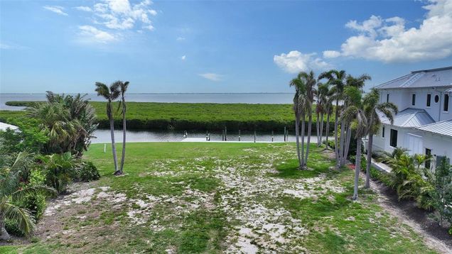 1630 Harbor Cay Lane LONGBOAT KEY, FL Plot of land Active - Photo 1 of 18. Opens carousel modal