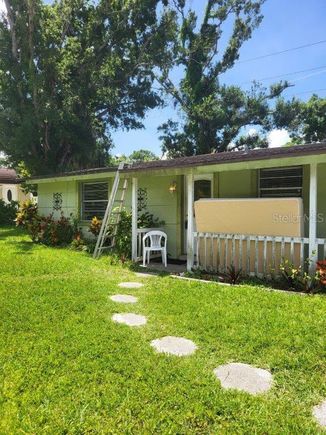 2532 Grand Cayman Street