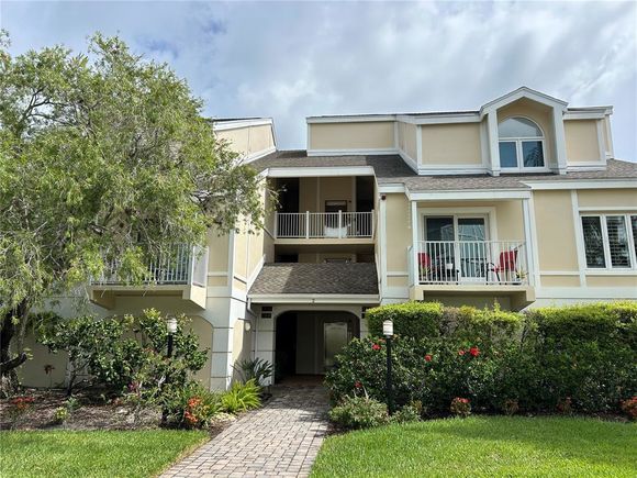 121 Tidy Island Boulevard BRADENTON, FL Condo Active - Photo 1 of 35. Opens carousel modal
