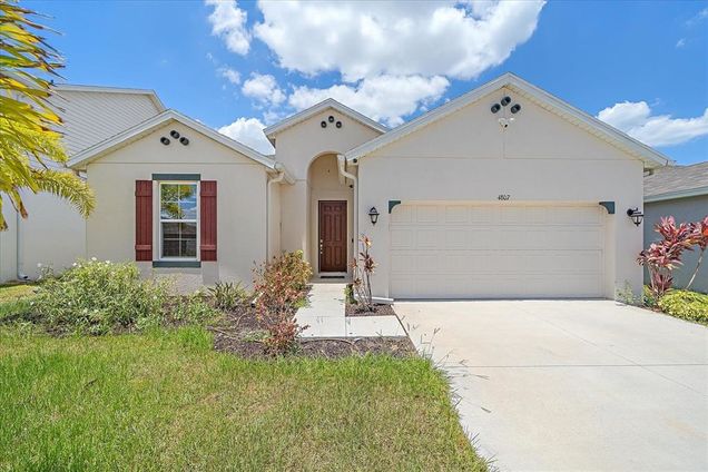 4807 Windy Hammock Way PALMETTO, FL House Active - Photo 1 of 25. Opens carousel modal