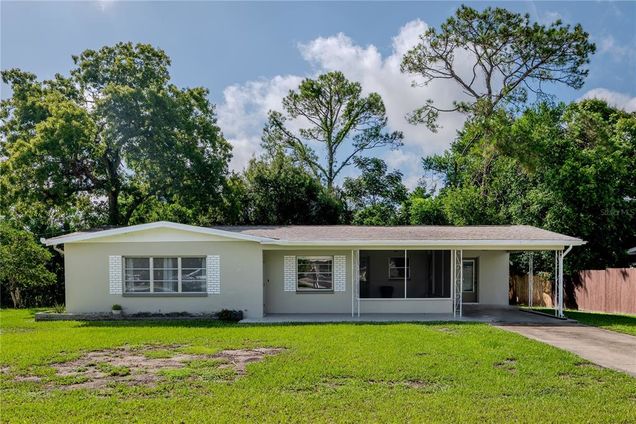 27 S Barbour Street BEVERLY HILLS, FL House Active - Photo 1 of 19. Opens carousel modal