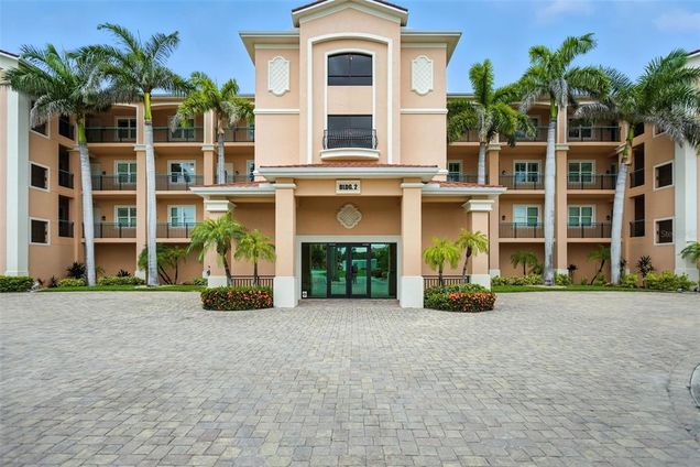 95 N Marion Court Unit 233 PUNTA GORDA, FL Condo Active - Photo 1 of 29. Opens carousel modal
