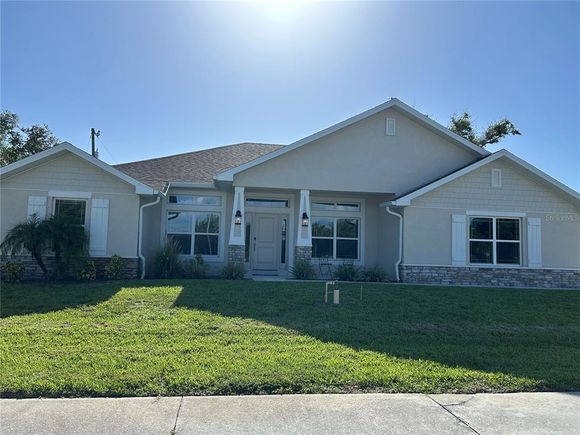 25 Stanford Road VENICE, FL House Active - Photo 1 of 24. Opens carousel modal