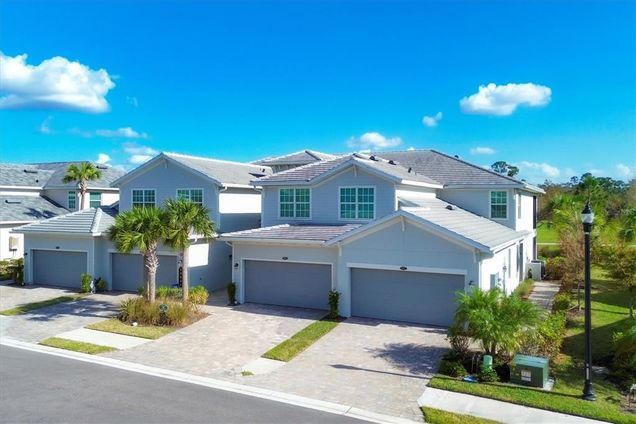 14640 Sycamore Court Unit 2822