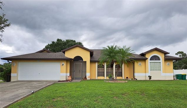 23180 Avacado Avenue PUNTA GORDA, FL House Active - Photo 1 of 30. Opens carousel modal