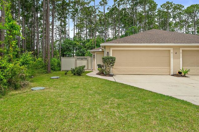 4 Bunker View Place Unit A PALM COAST, FL Townhouse Active - Photo 1 of 22. Opens carousel modal
