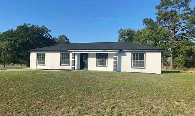 2 Pine Terrace Way OCALA, FL House Active - Photo 1 of 20. Opens carousel modal