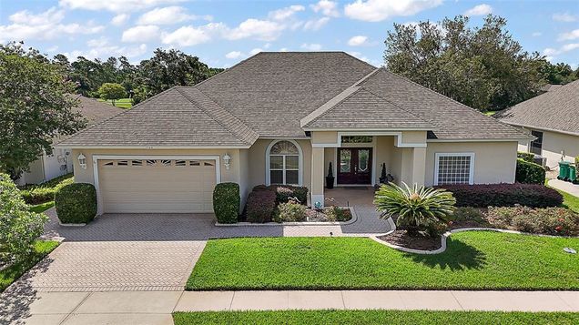 1720 Edgewater Drive MOUNT DORA, FL House Active - Photo 1 of 48. Opens carousel modal