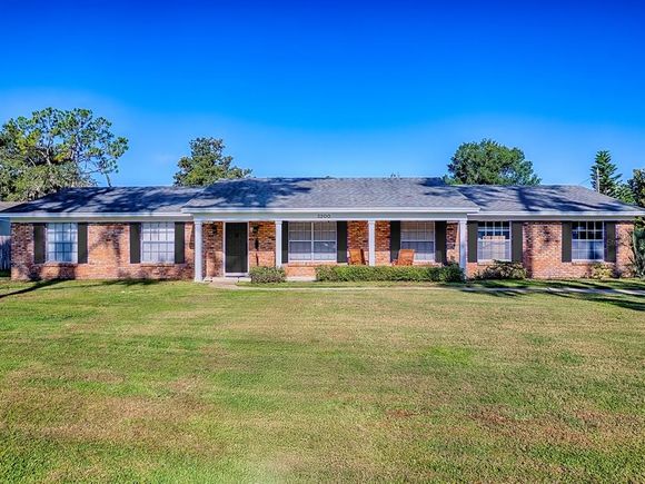 3200 Oak Hill Road