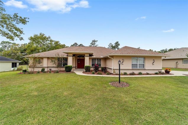 10458 SW 52nd Court OCALA, FL House Active - Photo 1 of 33. Opens carousel modal