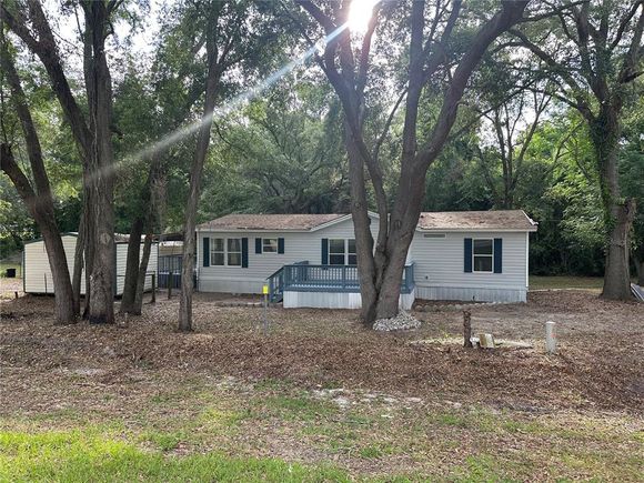 9902 SW State Road 47 FORT WHITE, FL House Active - Photo 1 of 32. Opens carousel modal