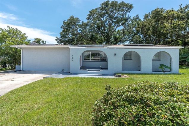 1636 Bravo Drive CLEARWATER, FL House Active - Photo 1 of 36. Opens carousel modal